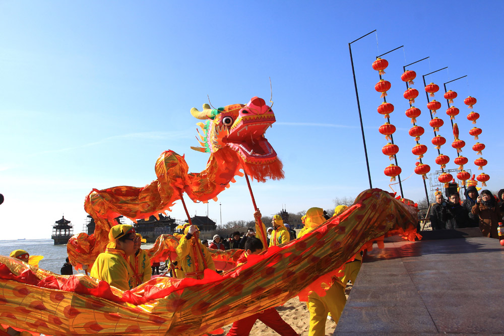 祥龙飞舞 摄影 龙头入海