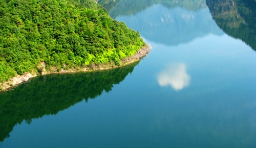 碧水浮云 摄影 三水云龙