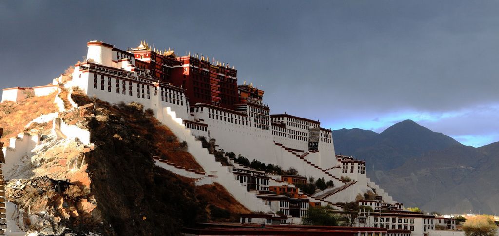 夕阳下的布达拉宫 摄影 lln闲云