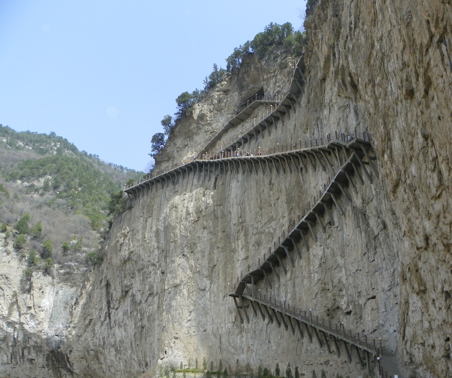 山西绵山1 摄影 弯弓望月