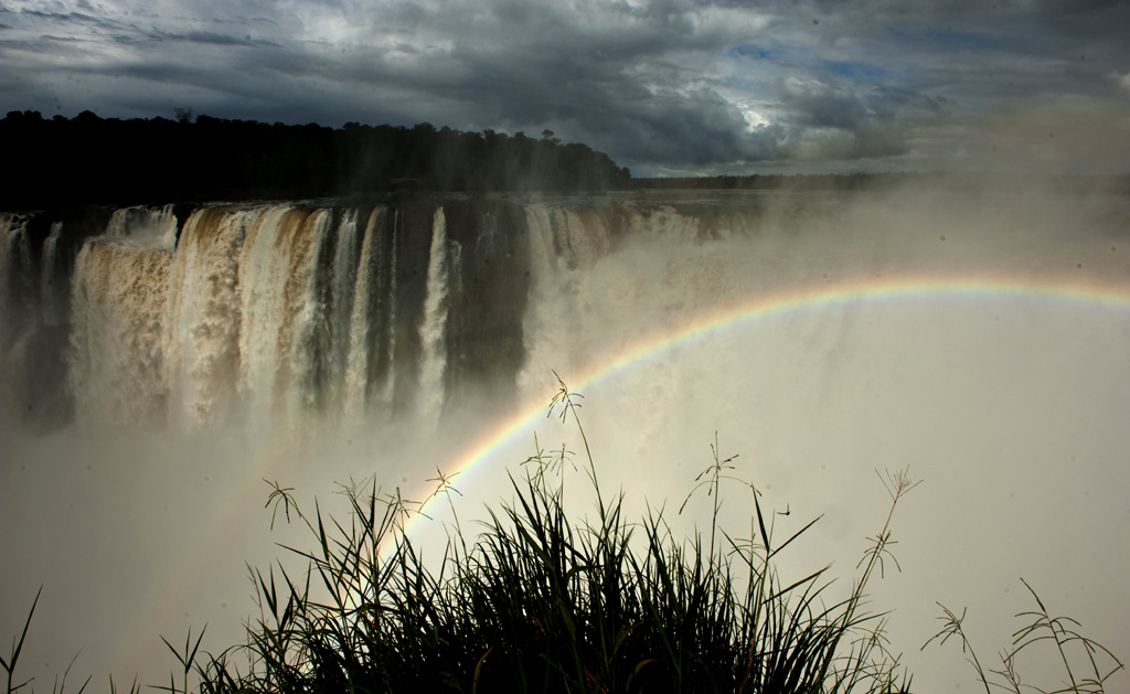 魔鬼的咽喉 － 阿根廷Iguazu大瀑布 摄影 雁过留痕