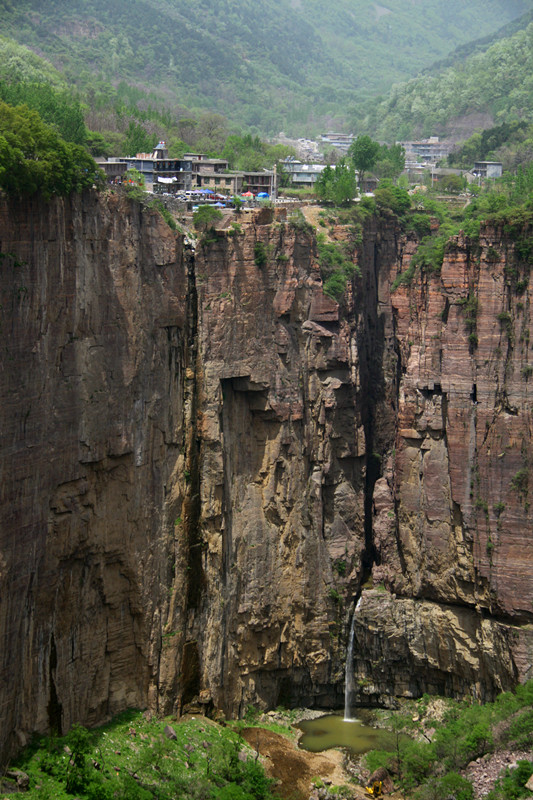 绝壁山村 摄影 游天地