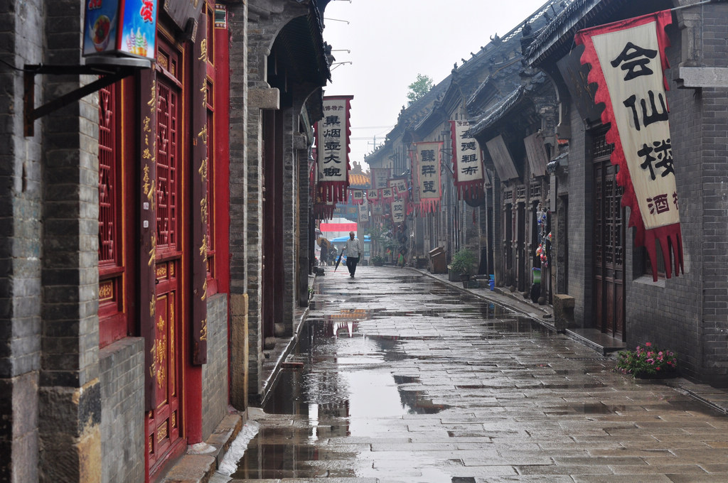 雨后古商业街 摄影 大漠绿洲