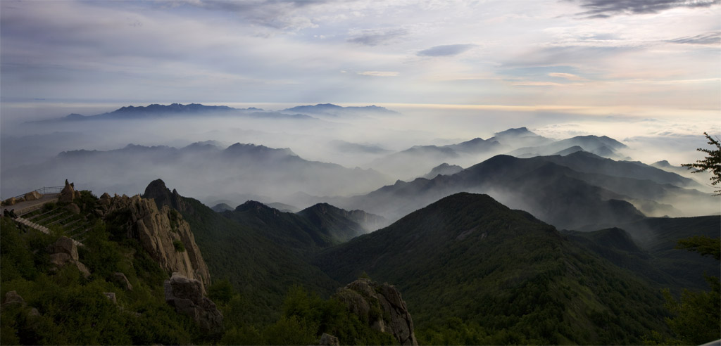 云海长河-天下仙境雾灵山 摄影 湛思