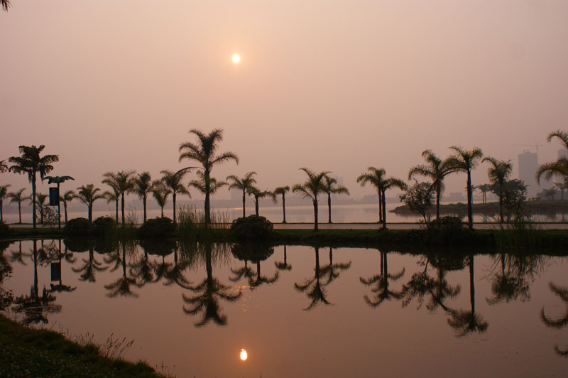 湖泉日出1 摄影 钻石夕阳