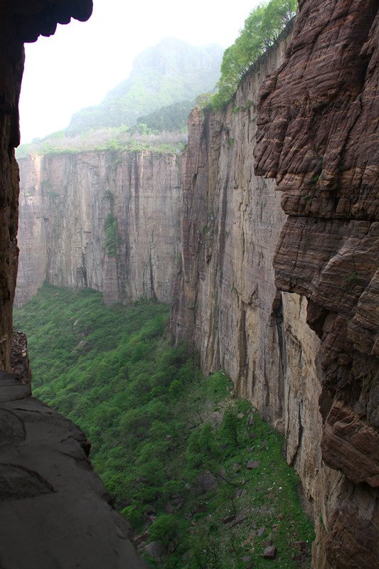 峡谷绝壁 摄影 游天地