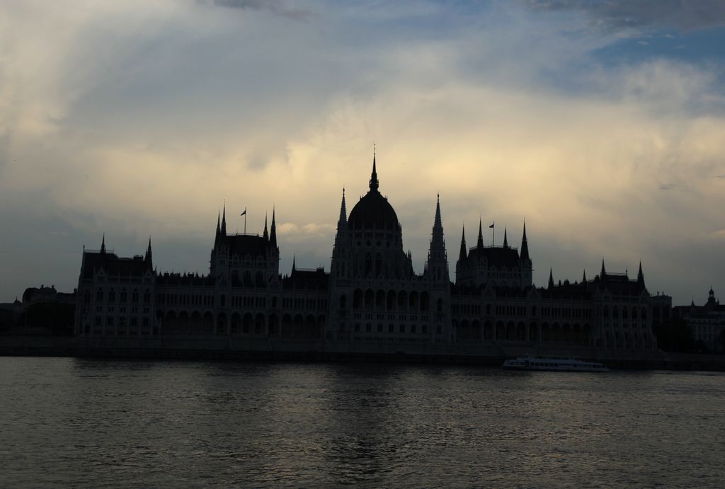 浪漫建筑的剪影 摄影 五百英里路