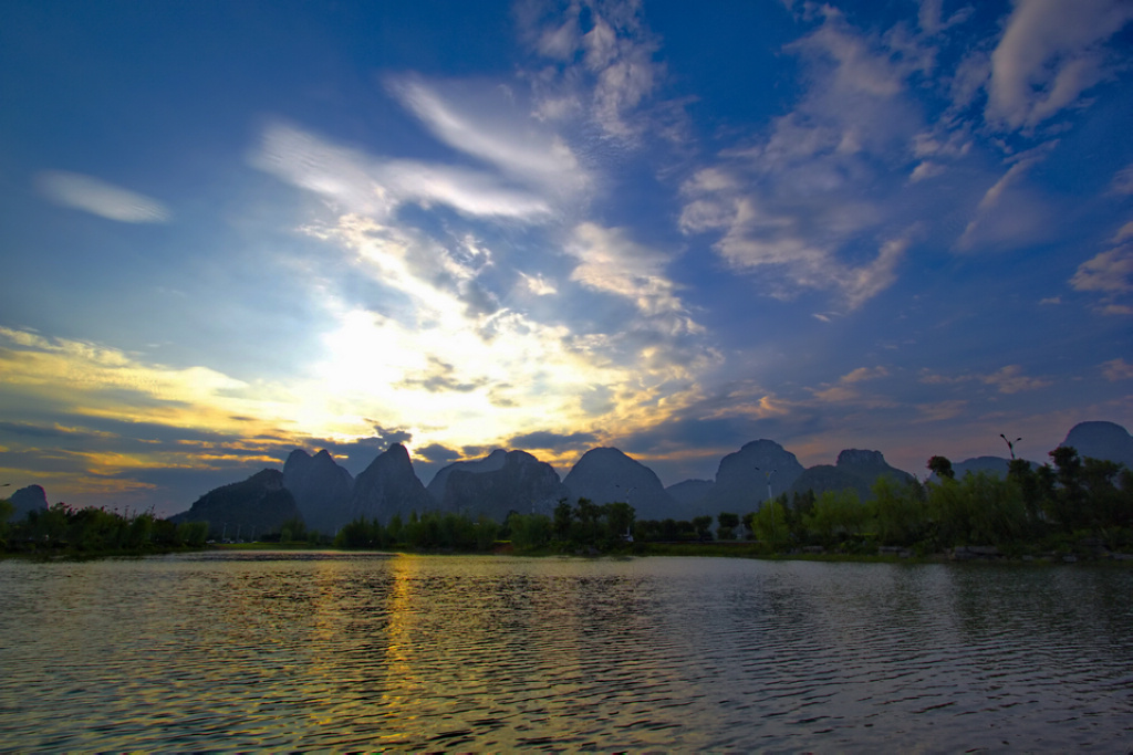 这景：水、山、云 摄影 漓讧奇峰