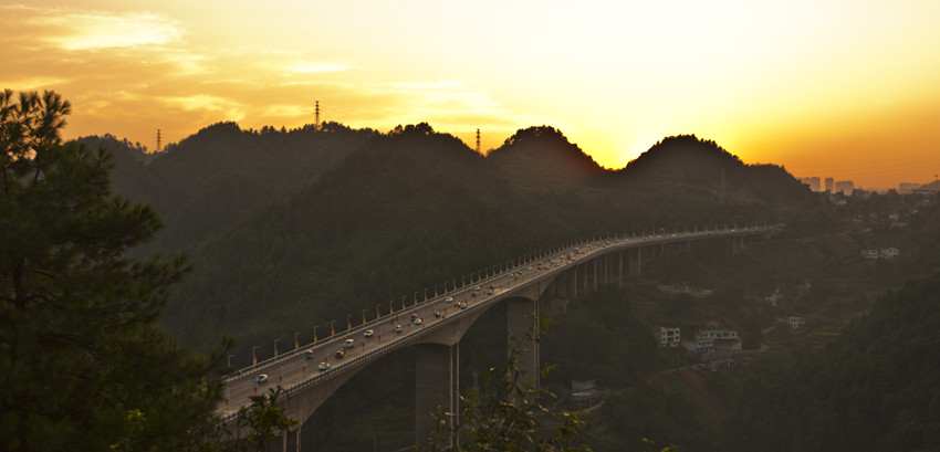 观山湖大桥 摄影 休闲心怡居