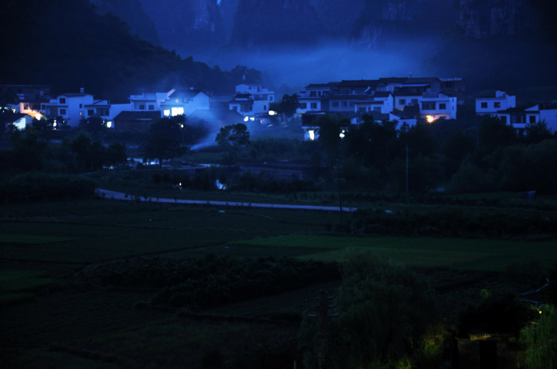 山村夜色 摄影 阳朔咕噜