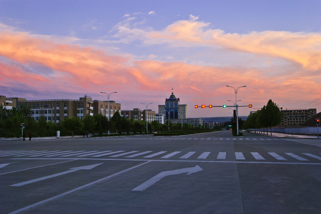 路口 摄影 摔跟头