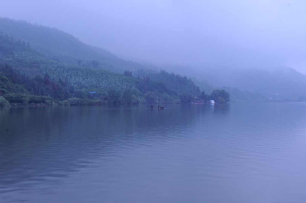 雨中邛海 摄影 jianzhon