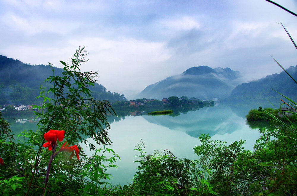 丽水云和景！ 摄影 蓦回首