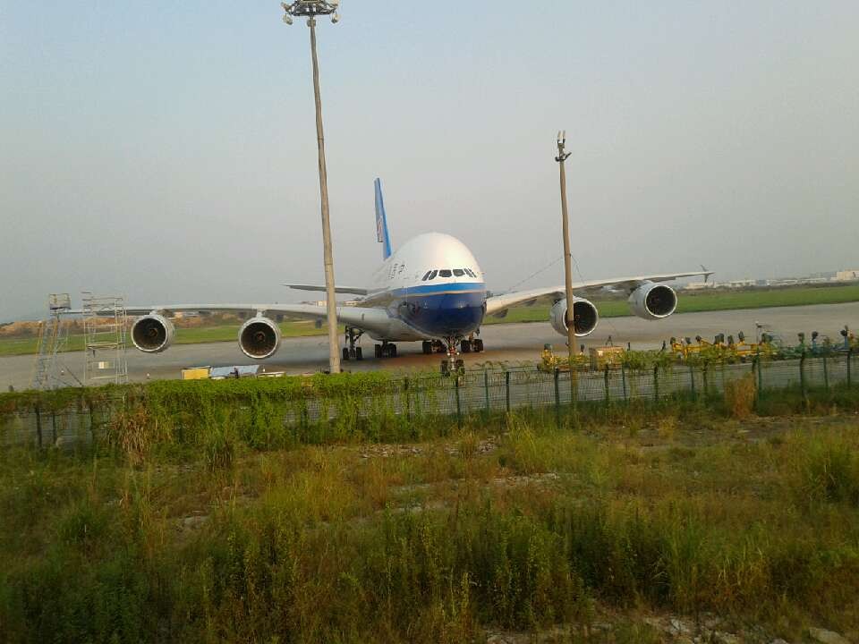 《A38020121004》 摄影 米其林戴乐高