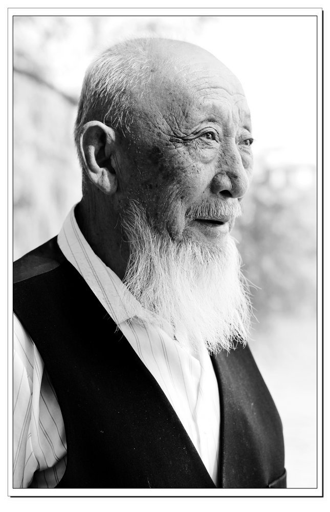 健壮的九旬老人--1 摄影 猫海