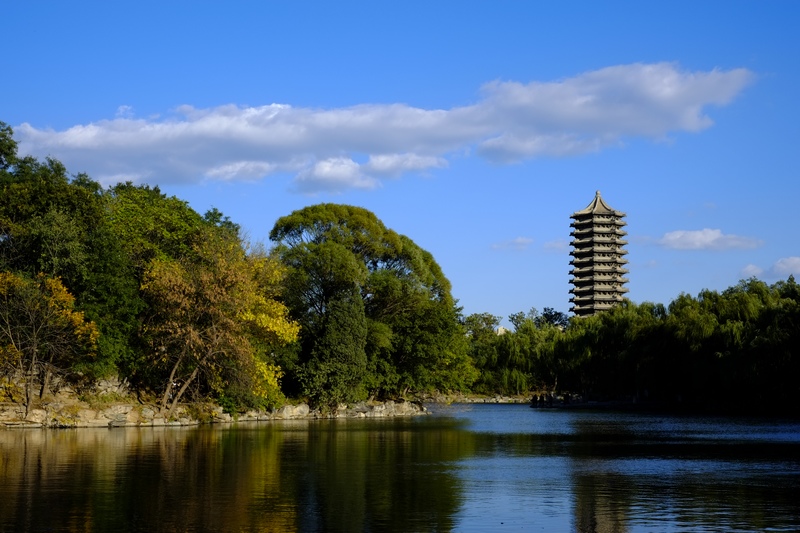 北京大学未名湖 摄影 应友