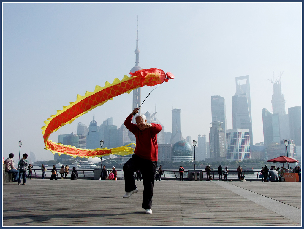 天马行空醉浦江，老有所乐秀“江南”！ 摄影 zhanghq1958