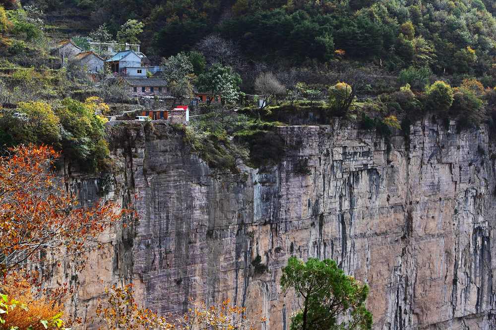 崖上人家 摄影 鹿山老人