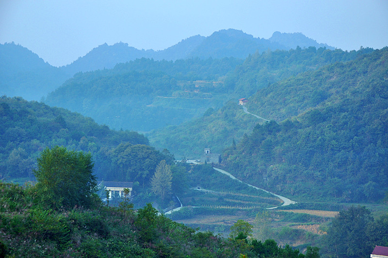 朱儿莊的山路 摄影 秋天的玫瑰