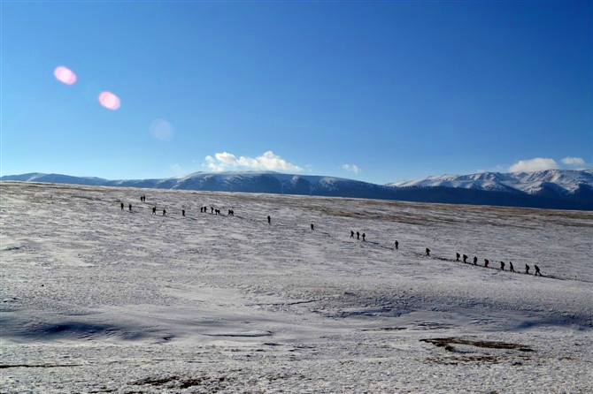 雪山徒步 摄影 水晶舞人