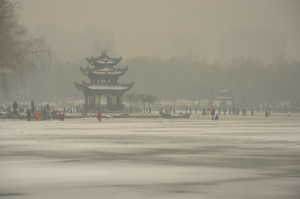 雪后 摄影 石头时