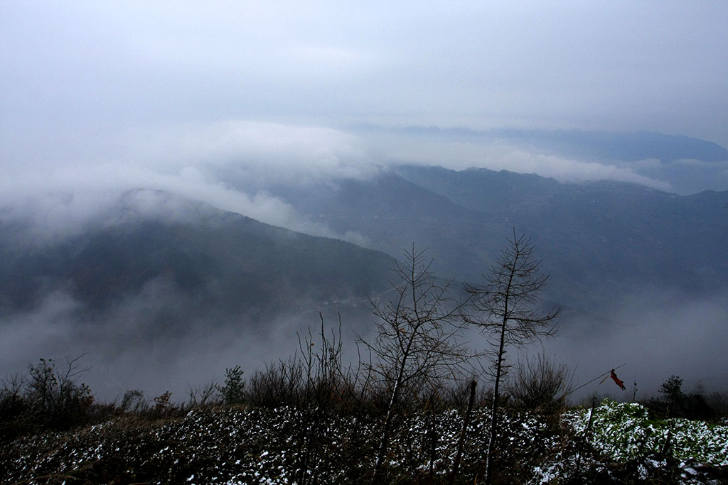 巫山云雨、初雪-2 摄影 南哥定影