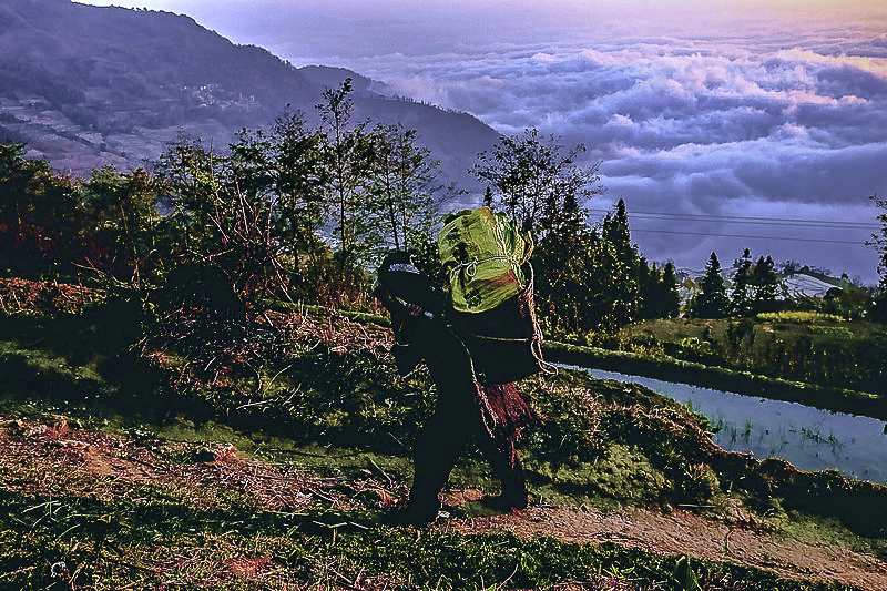 幸福哪里来 摄影 山野骏马