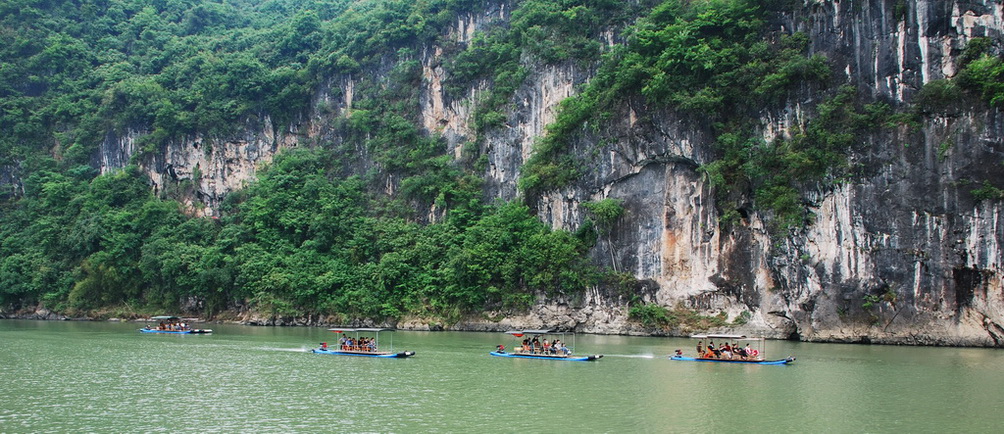 桂林阳朔风光2（轻舟已过万重山） 摄影 三届