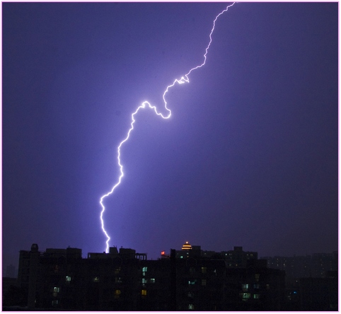 广州的雨夜 摄影 大地之主B