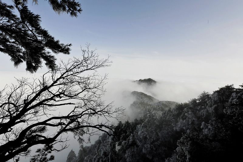 雾罩尧山 摄影 笑悠游