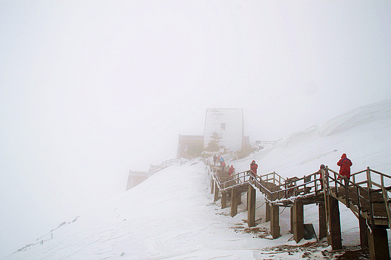 风雪登山路 摄影 暮秋琳子