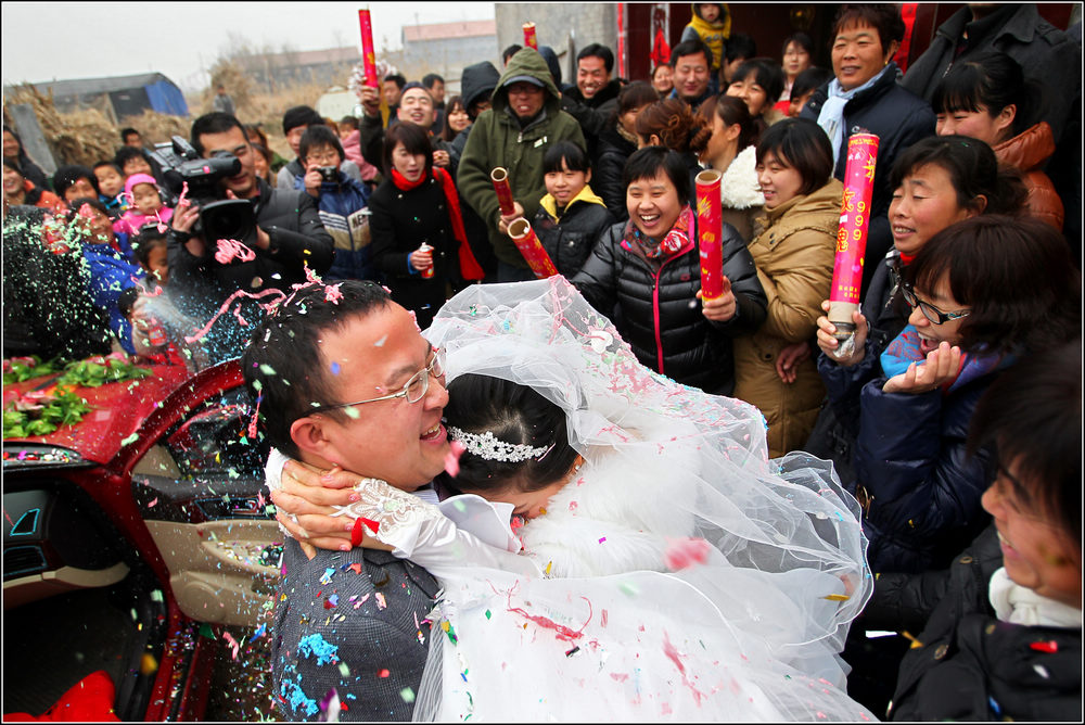 抱得美人归 摄影 平湖晓月