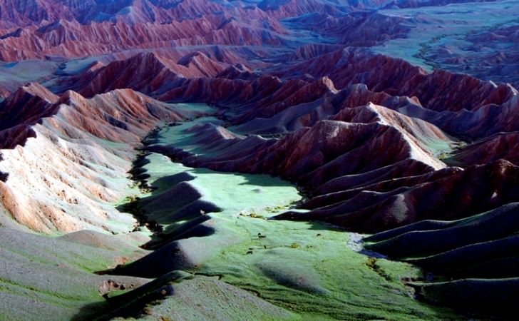 泥火山 摄影 xsl