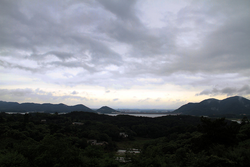 空山雨后薄云罩 摄影 哇彼史