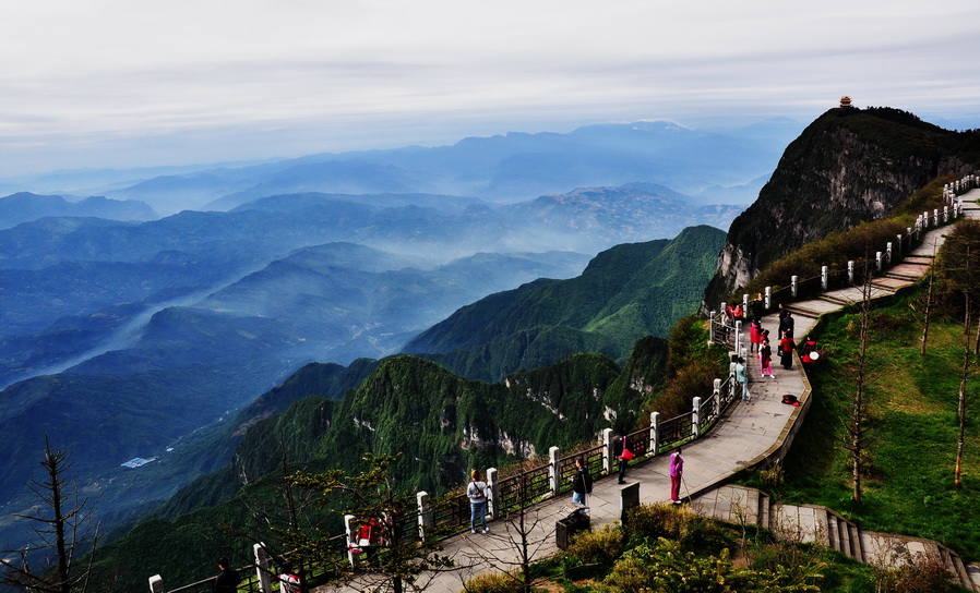 峨眉山万佛顶 摄影 liuguorong