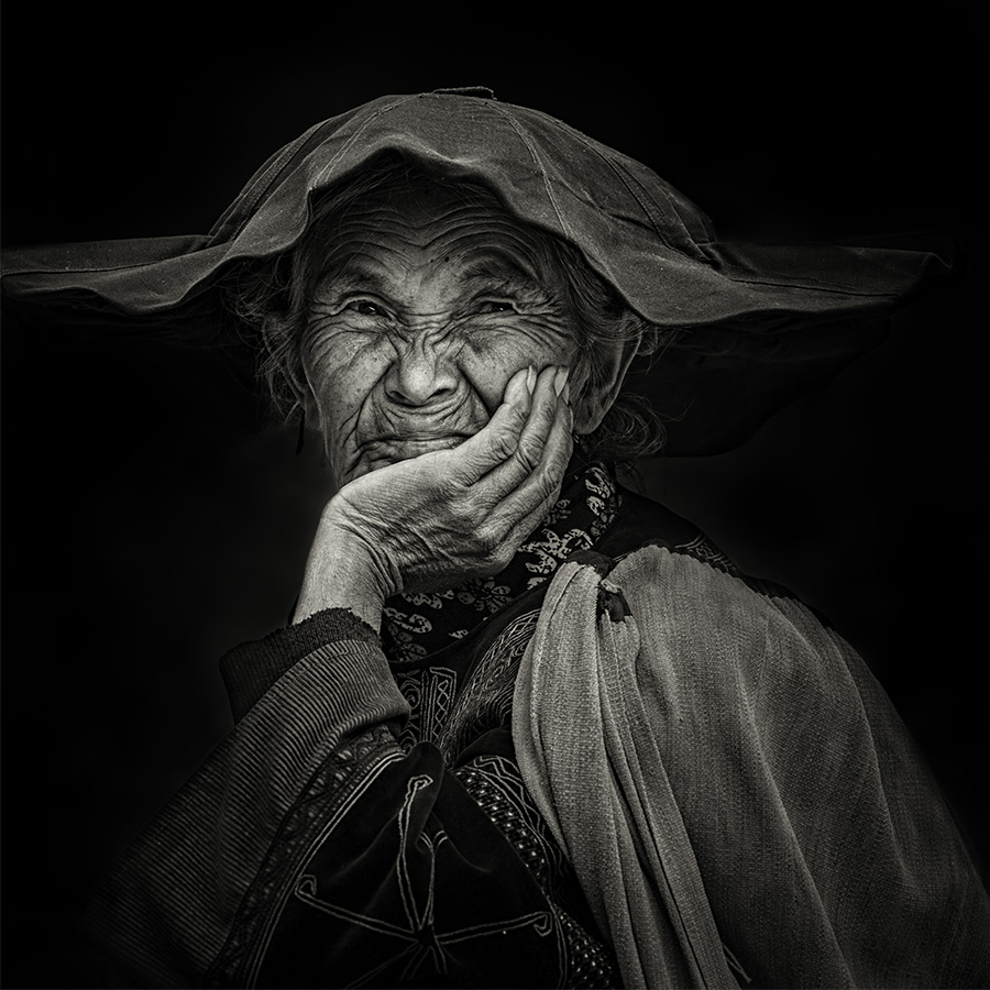 彝族老妇人 摄影 成名在望