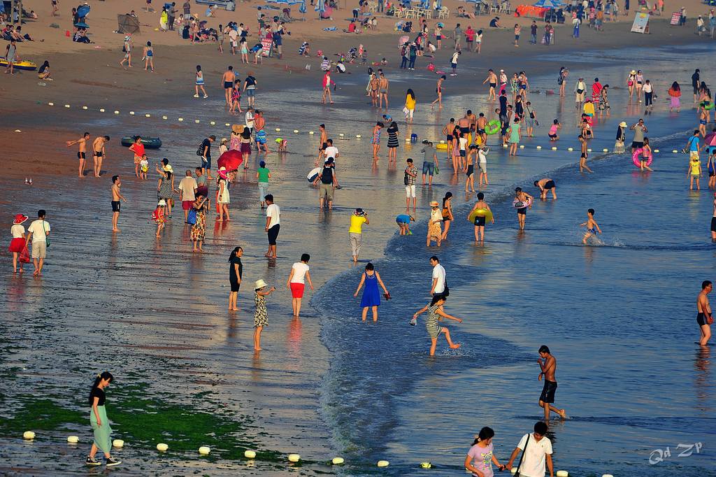 青岛夏日的浴场黄昏图 摄影 qdzp