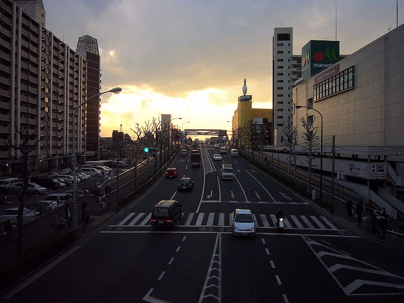 傍晚的街道 摄影 西风胡杨