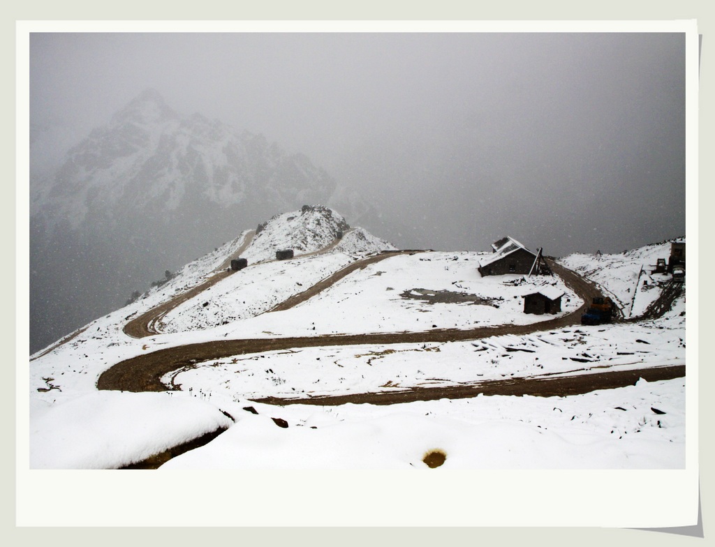 风雪雀儿山 摄影 藏地密码