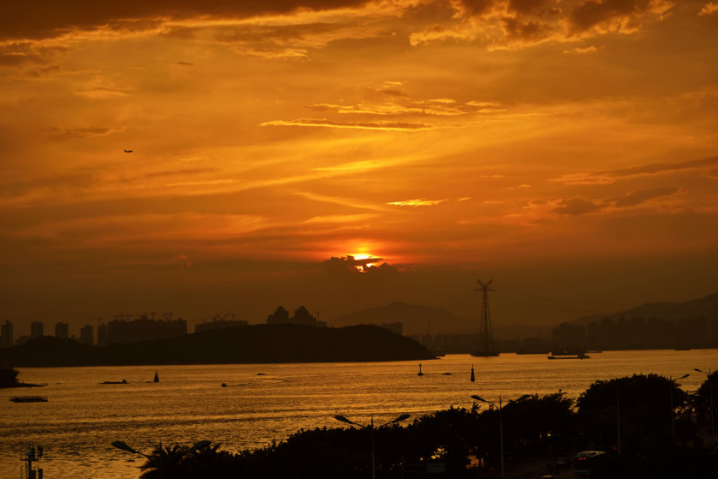 D800E+小钢炮+CPL+方形l滤镜拍鼓浪屿海边夕阳 摄影 驿桥听笛