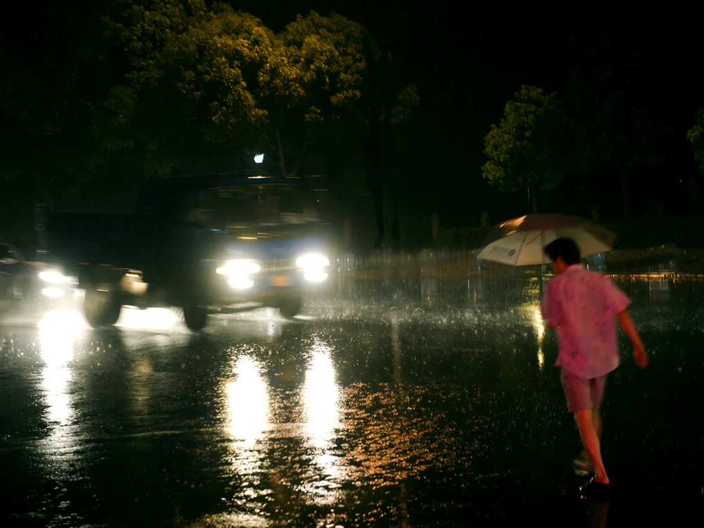 大雨 摄影 阿凤