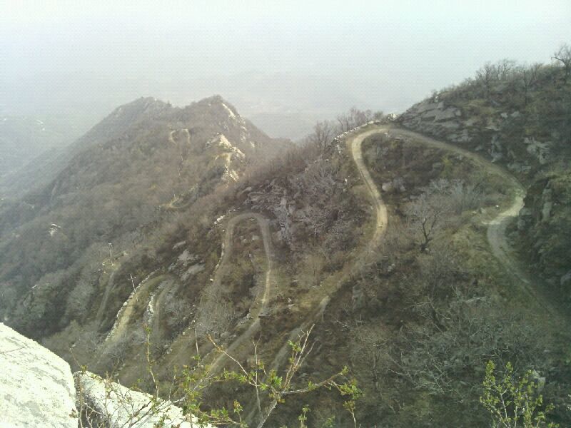 羊肠小道 摄影 荷塘听雨声