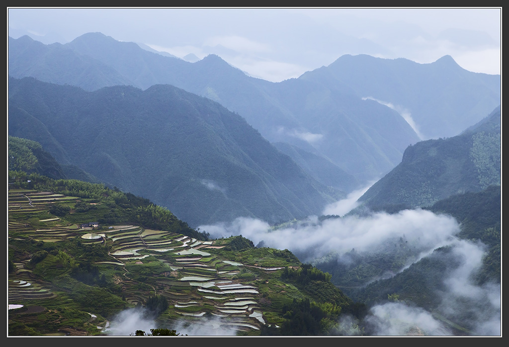 南尖岩_2 摄影 荒砂