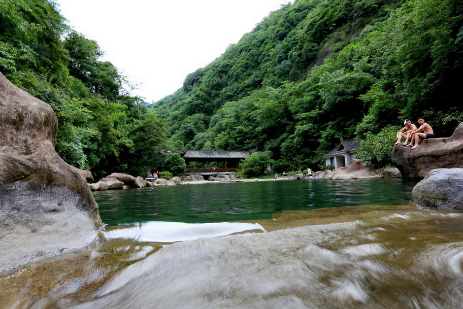 随拍（10）— 点击放大 摄影 夜静春山空