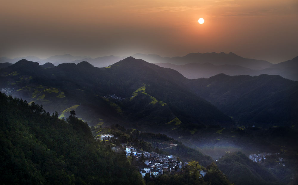 暮色山村 摄影 淮上老兵