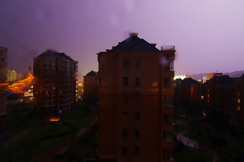 雨中即景 摄影 怡仁