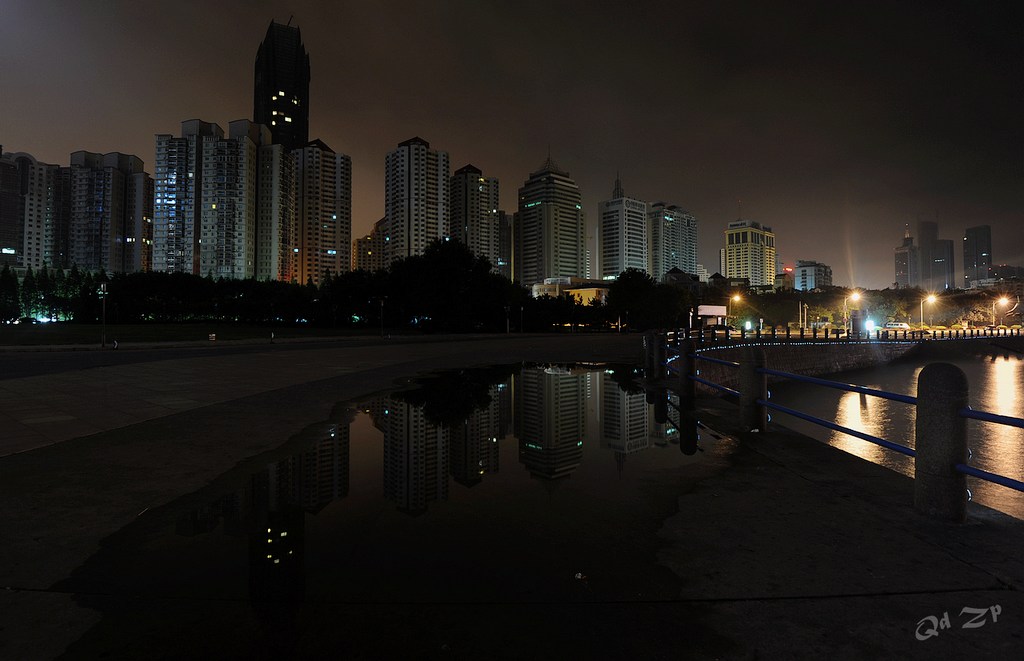 青岛雨后弱光中的海滨清晨 摄影 qdzp