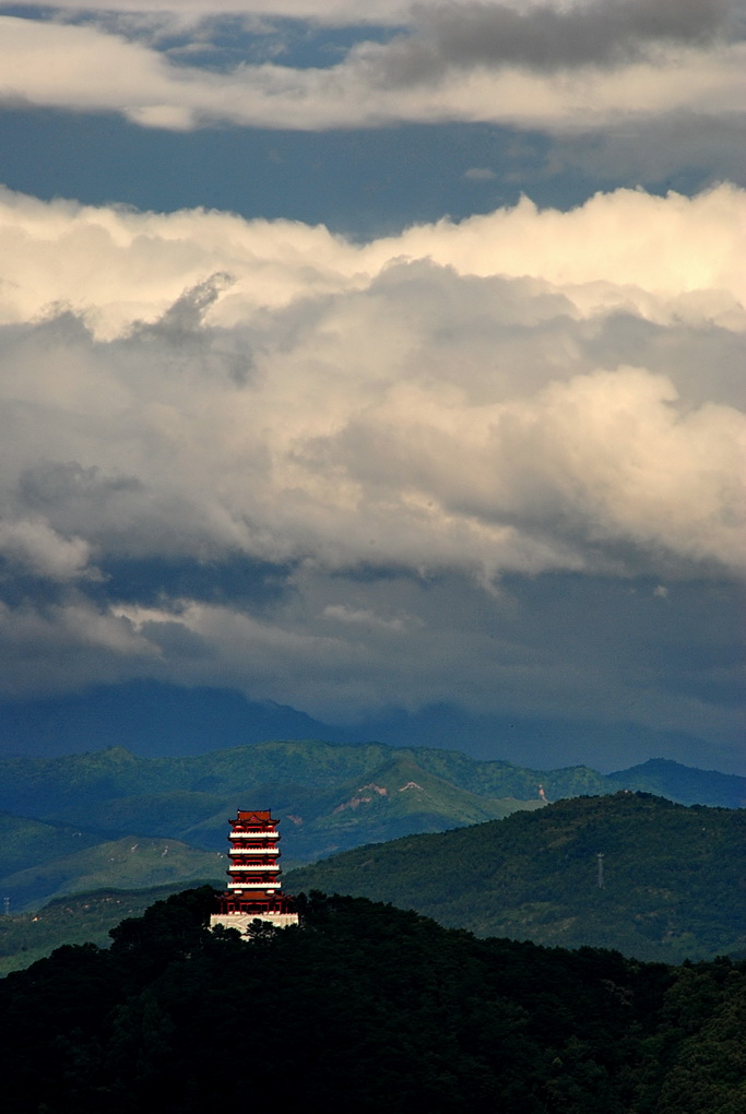 历史的天空 摄影 禾田水