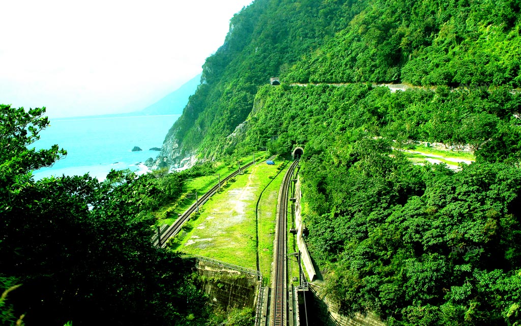 清水断崖 摄影 黑水白山