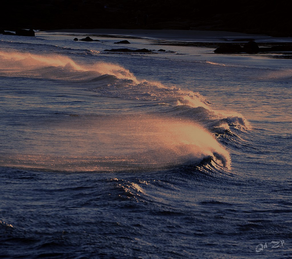 青岛黄昏的海浪 摄影 qdzp